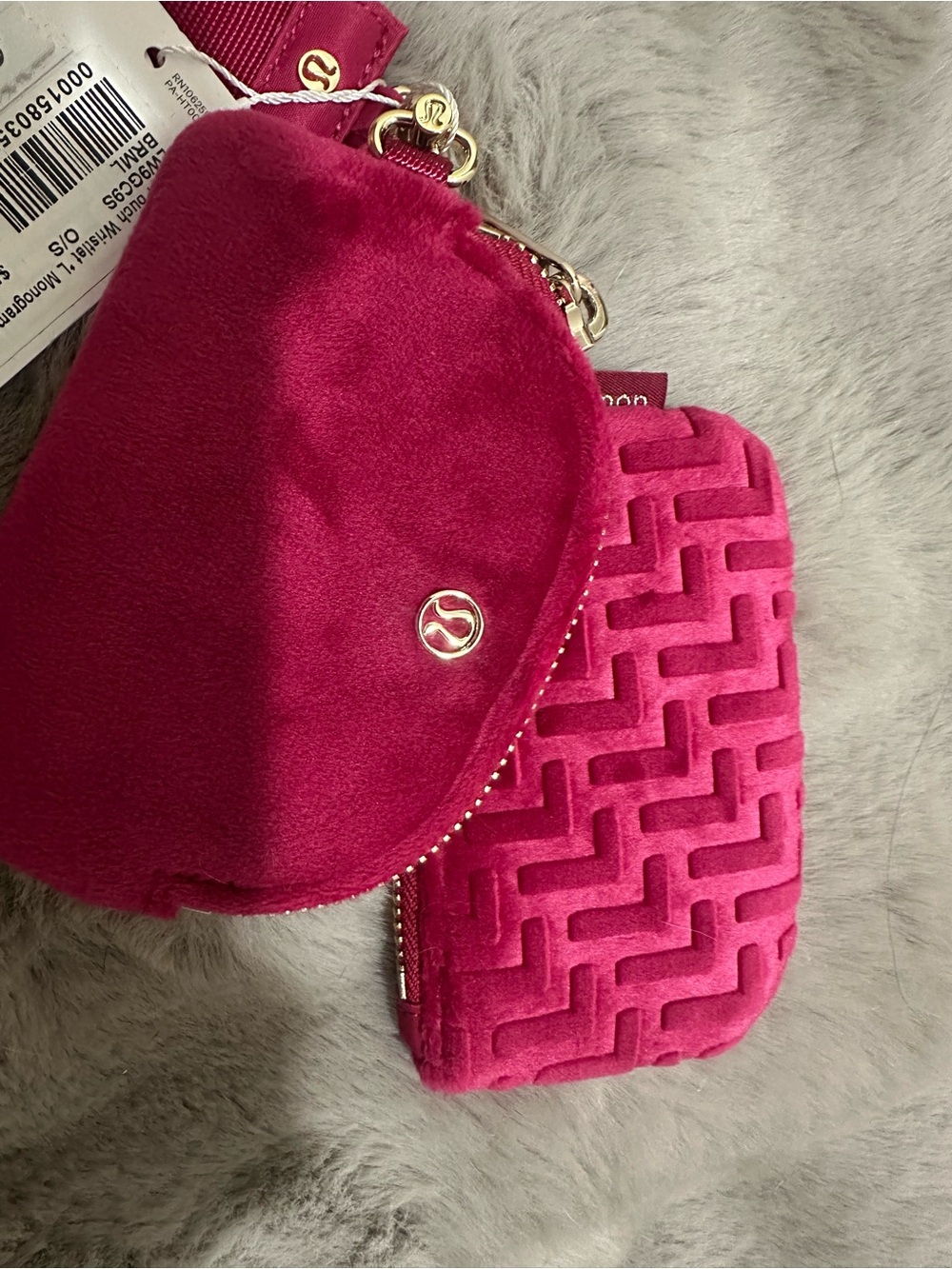 NWT Lululemon Dual Pouch Wristlet *L Monogram Velvet Berry rumble - Picture 4 of 4